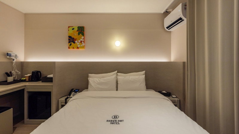 Browndot hotel Jeonju Junghwasan, Jeonju, South Korea