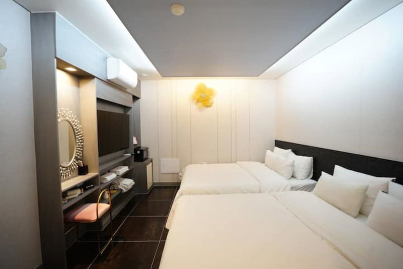 sinchon Y hotel, Seoul, South Korea