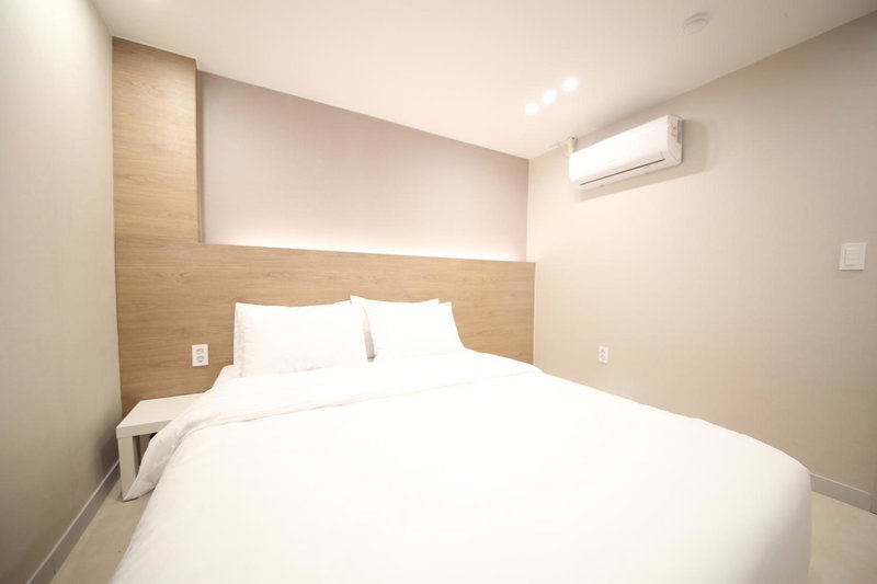 Calm Rest Hotel Masan, Changwon, South Korea