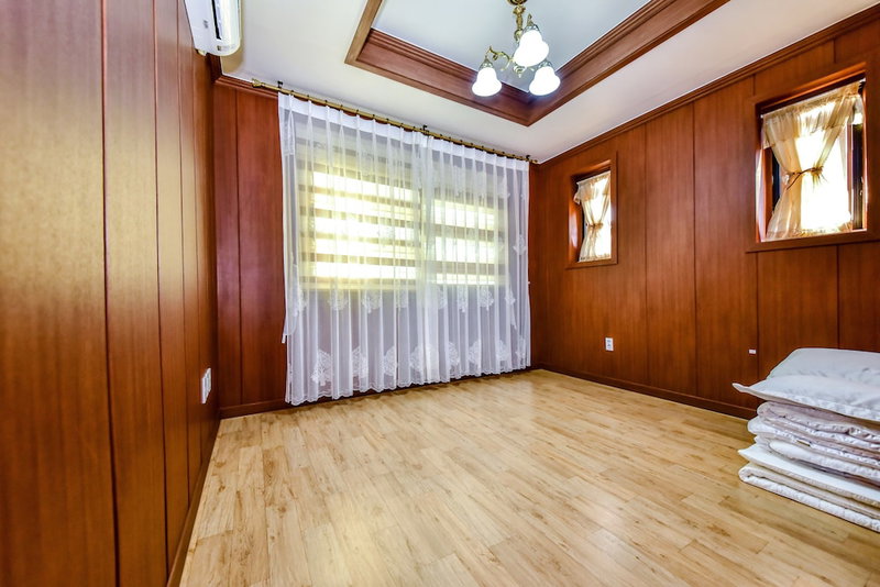 Padobwa Pension, Seogwipo, South Korea