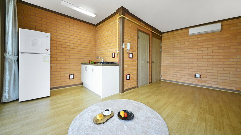 Yeosu Hwangto Pension, Yeosu, South Korea