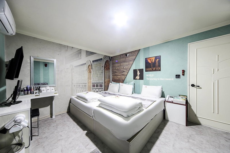 Brown-Dot Hotel Gwangyang Deokrye, Gwangyang, South Korea