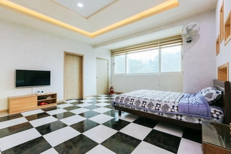 Sun and moon pension, Ansan, South Korea