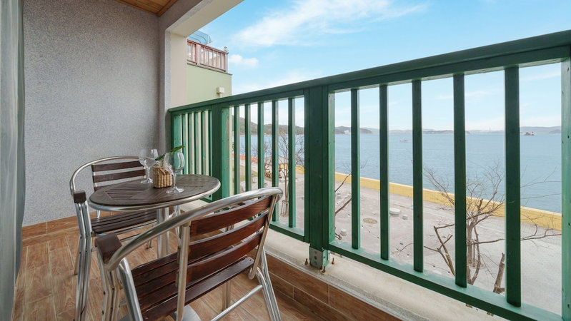 Geoje Beachwhite Pension, Geoje, South Korea