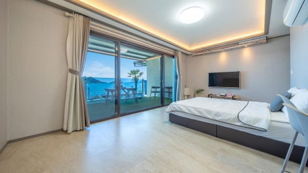 Yeosu Baraboda Ocean View Pension, Yeosu, South Korea
