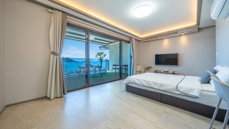 Yeosu Baraboda Ocean View Pension, Yeosu, South Korea