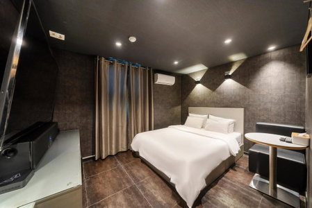 Laria Hotel, Suwon, South Korea