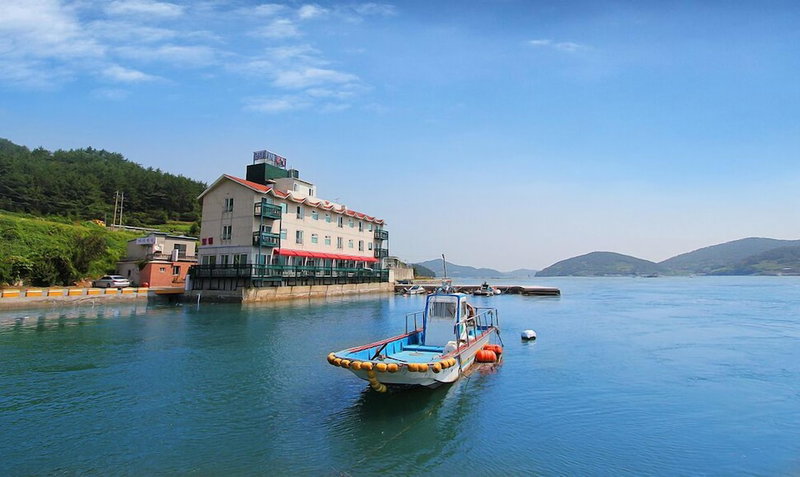 Namhae 1 Night 2 Days Pension, Namhae, South Korea