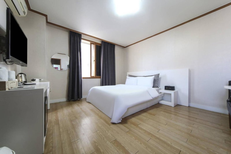 Hotel Lisa, Donghae, South Korea