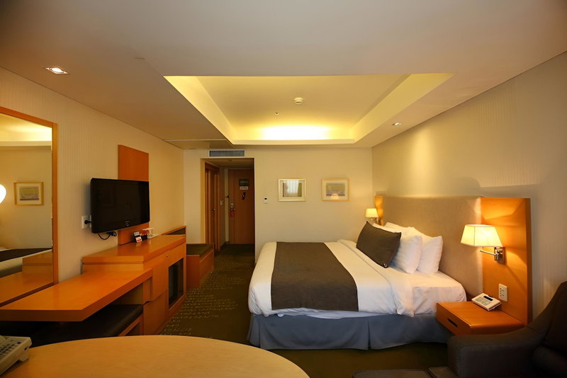 Ramada Songdo Hotel, Incheon, South Korea