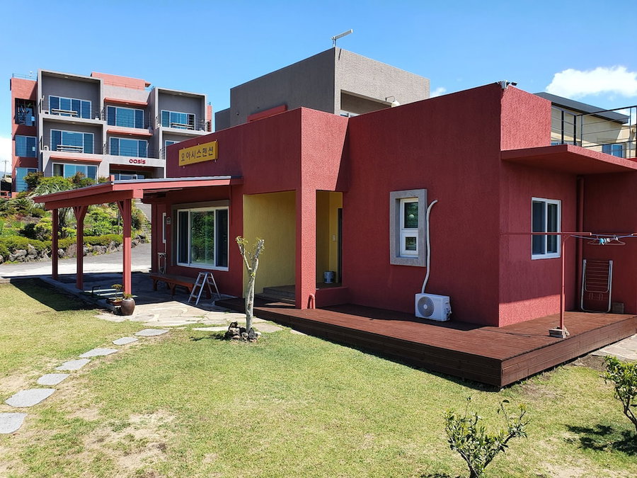 Oasis Pension, Seogwipo, South Korea