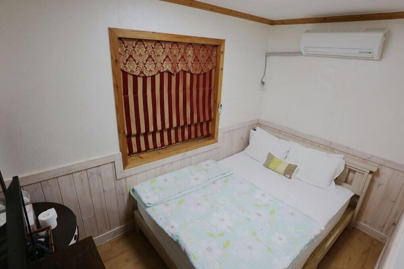 Haemaru pension, Geoje, South Korea