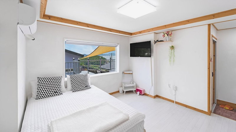 Namhae Gooreamyelmae Pension, Namhae, South Korea