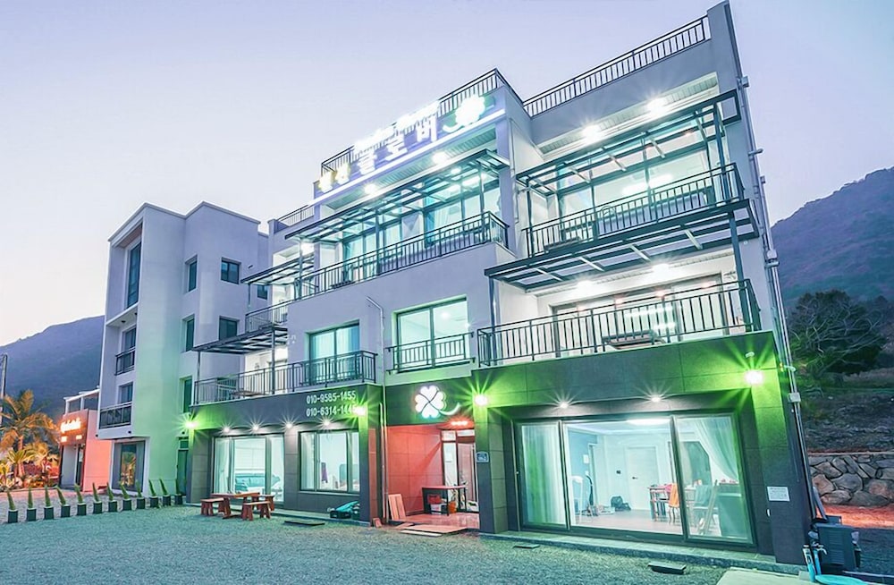 Clover spa pension, South Korea
