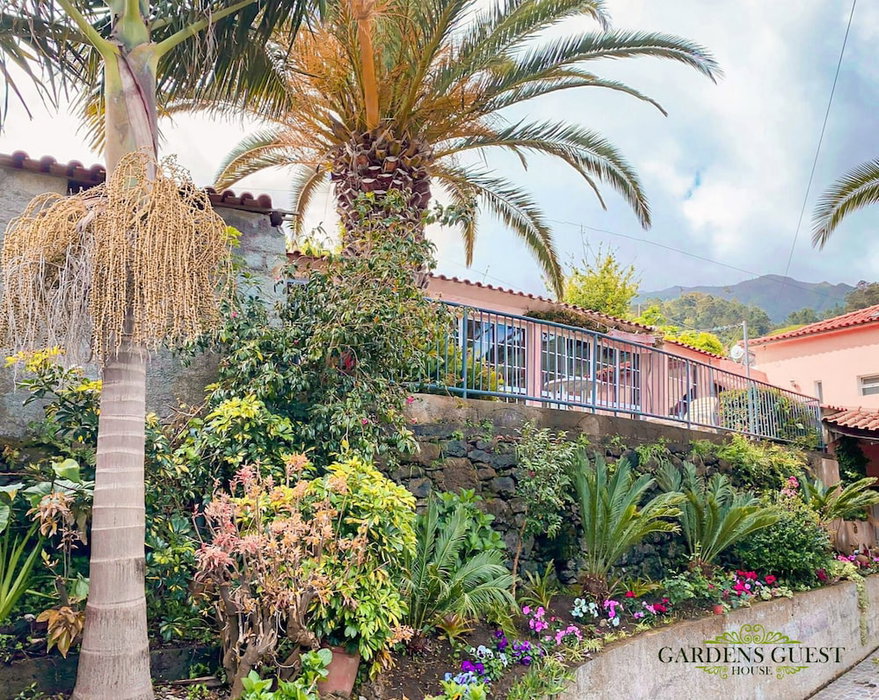 Gardens Guest House-hostel, São Vicente, Portugal