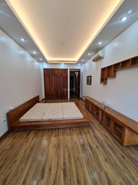 House for rent in Hanoi, Vietnam · Hoang Mai District · 1 room, 1 bath