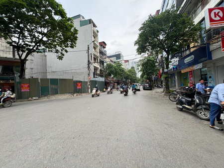 House for rent in Hanoi, Vietnam · Hoang Mai District · 1 room, 1 bath