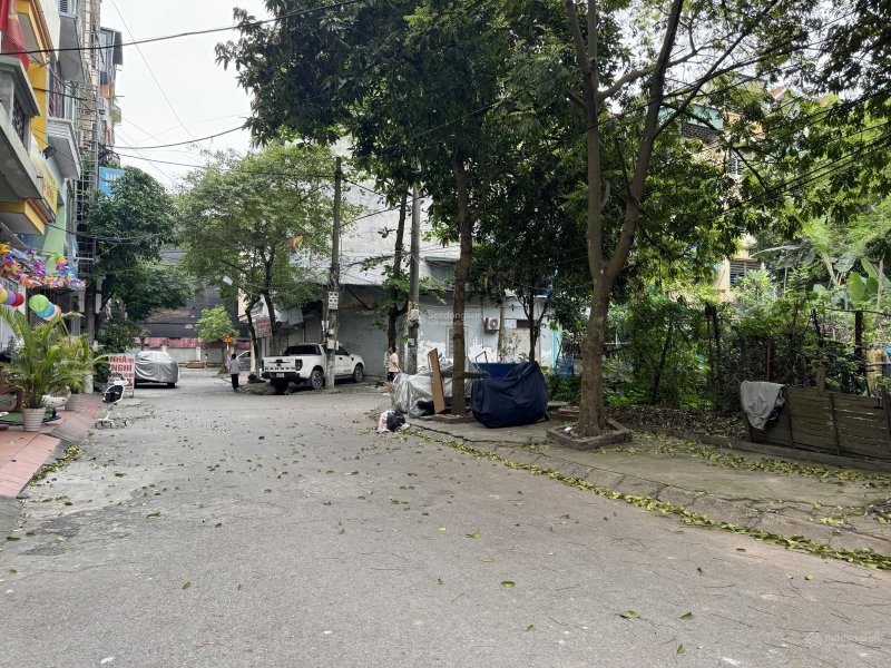 House for rent in Hanoi, Vietnam · Hoang Mai District · 1 room, 1 bath