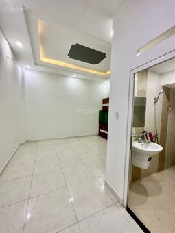 House for rent in Ho Chi Minh City, Vietnam · Binh Thanh District · 1 room, 1 bath