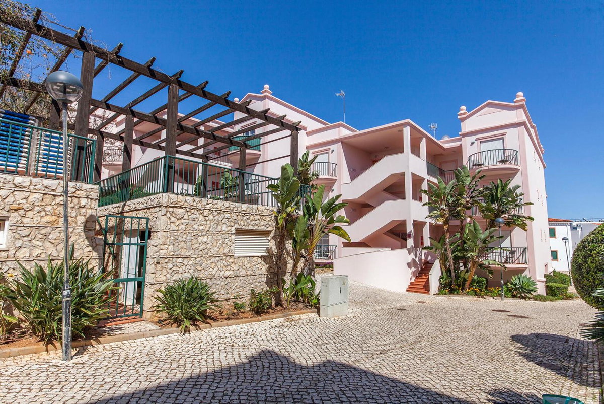 B73 - Luz Sun Holiday Apartment, Portugal