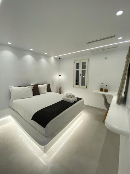 Alexandros Apartments, Naousa, Greece