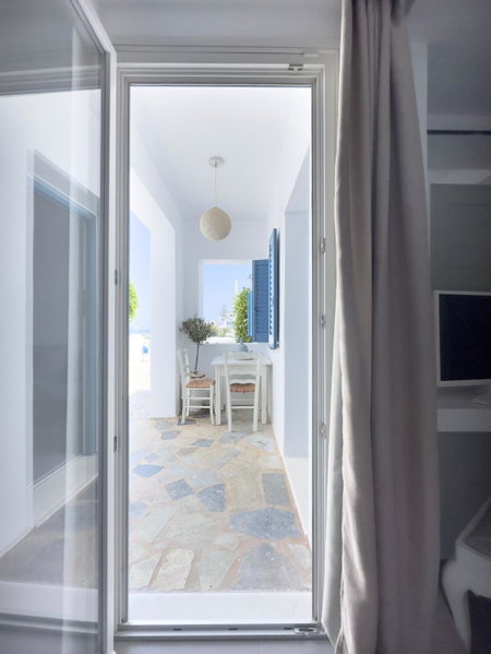 Alexandros Apartments, Naousa, Greece