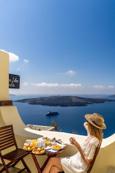 Alma Libre Suites, Fira, Greece