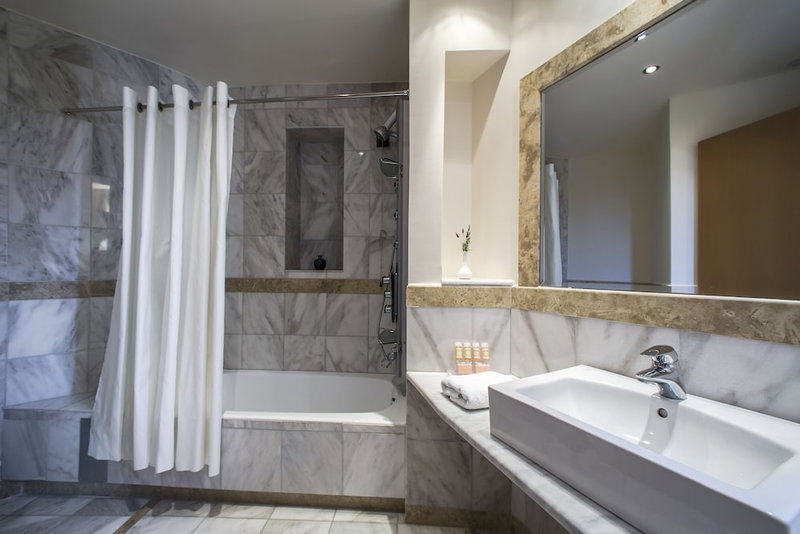 Dekelia Hotel, Acharnes, Greece