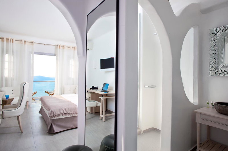 Belvedere Suites, Fira, Greece