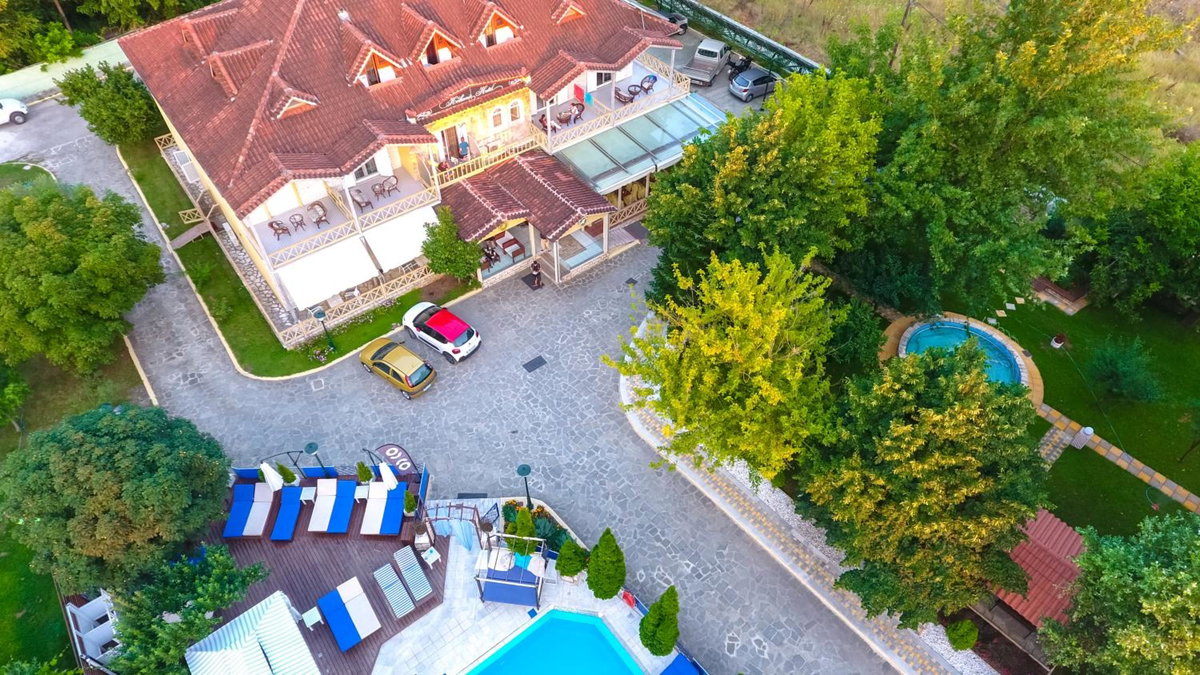 Hotel · Krikonis Hotel, Ioannina