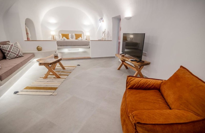 Sun Angelos Oia - Luxury Cave Suites, Oia, Greece