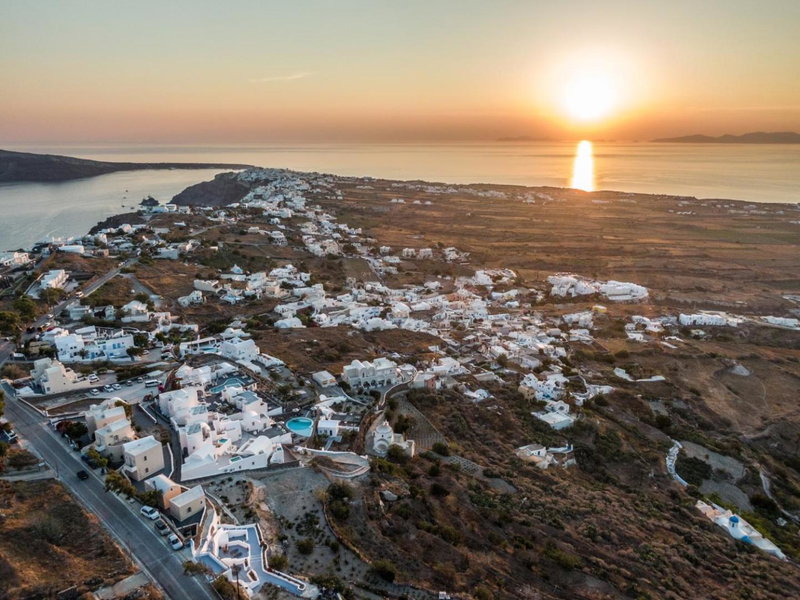Sun Angelos Oia - Luxury Cave Suites, Oia, Greece