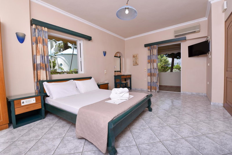 Sun Rise Hotel Apartments, Eretria, Greece