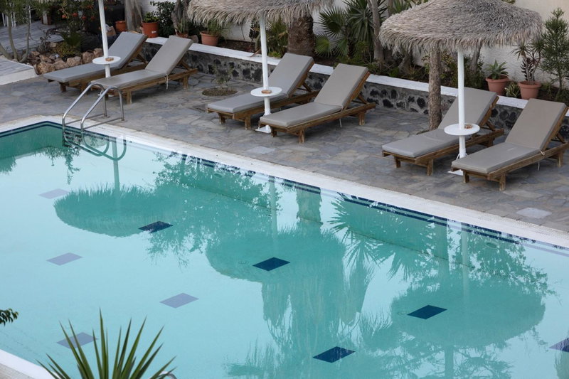 Ira Apartments, Kamari, Greece