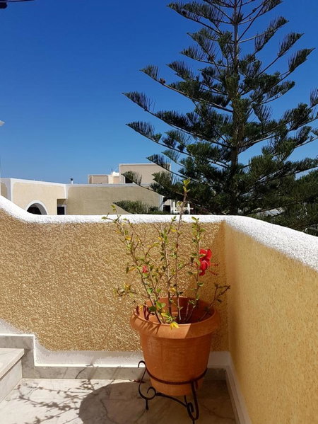 Ira Apartments, Kamari, Greece