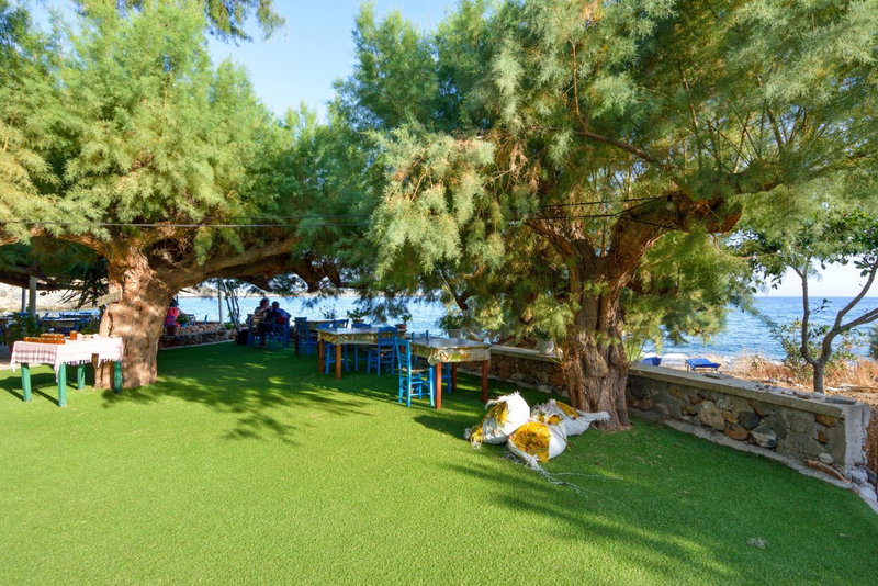 Taverna Akrogiali, Loutro, Greece