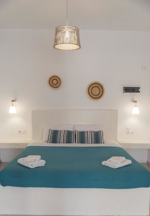 Sfiga villas, Perissa, Greece