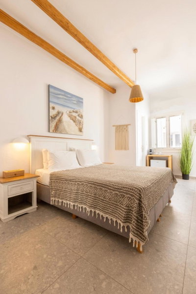 Parosquare Central Suites, Parikia, Greece