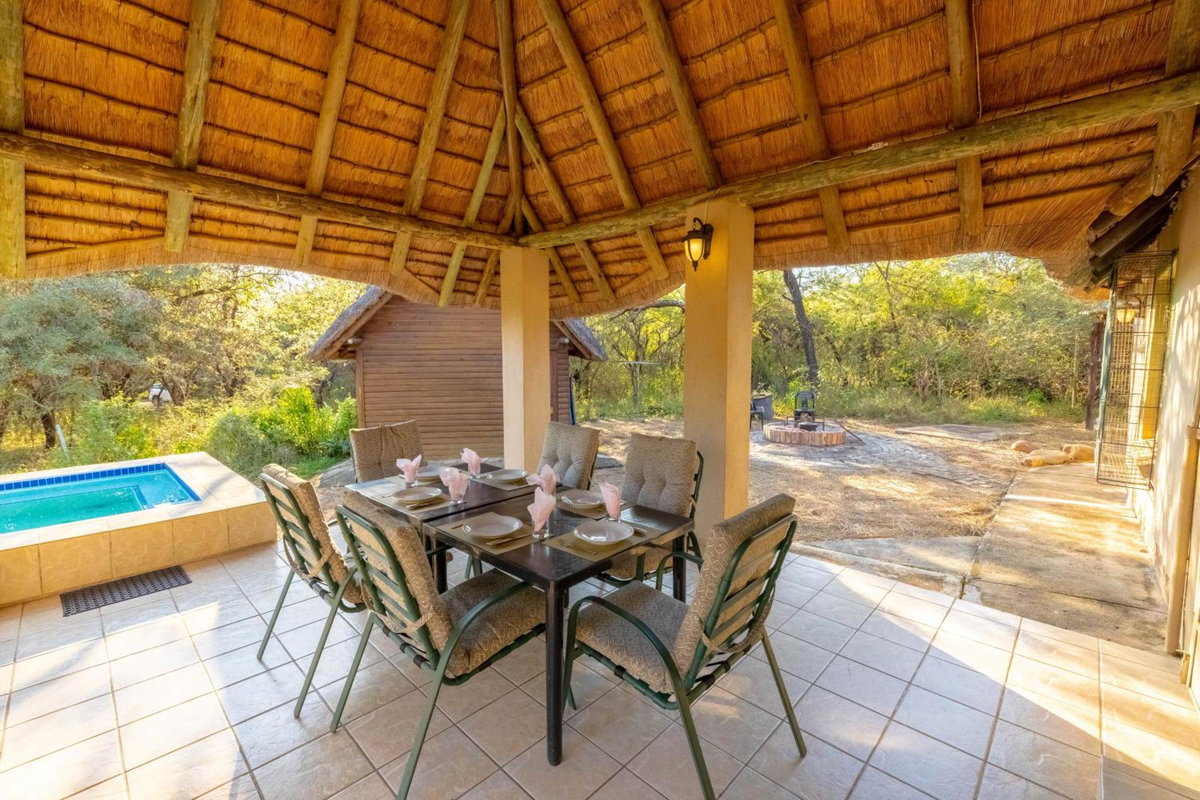 Hotel · Kruger Cottage, Marloth Park