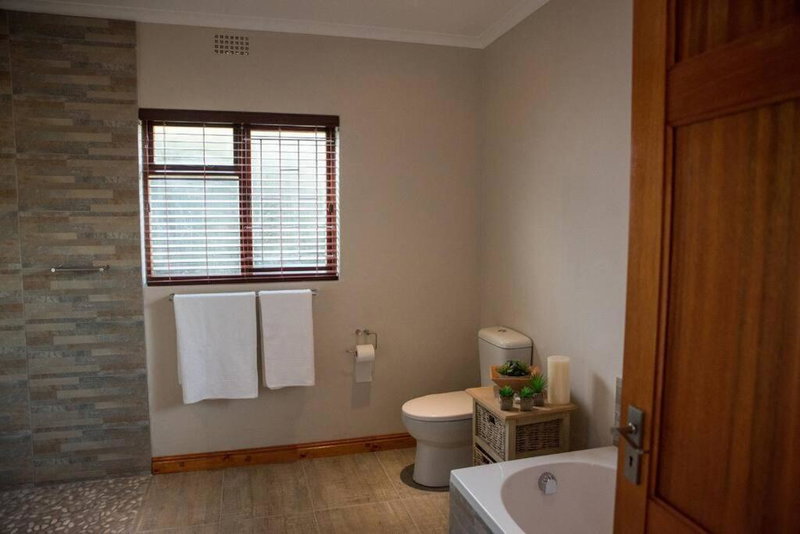 Sol Montis Guest Cottage, Paarl, South Africa