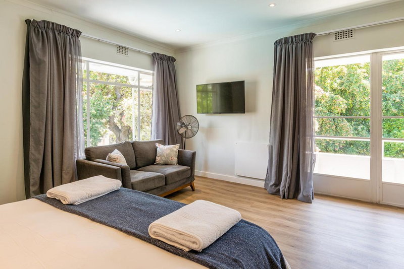 Oak Manor Boutique Guest House, Cape Town, South Africa