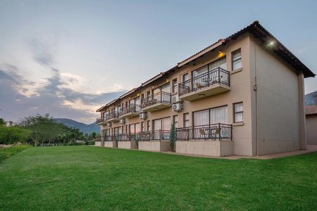 Three Oaks and an Aloe Boutique Hotel, Hartbeespoort, South Africa