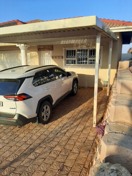 54 Asteria Ave, Larnaco Estate, Kingsburgh, South Africa