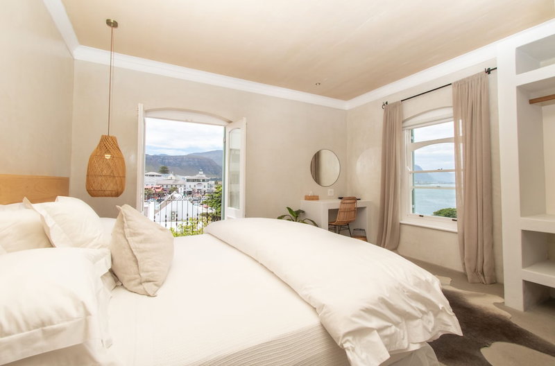 Auberge Burgundy Guest House, Hermanus, South Africa