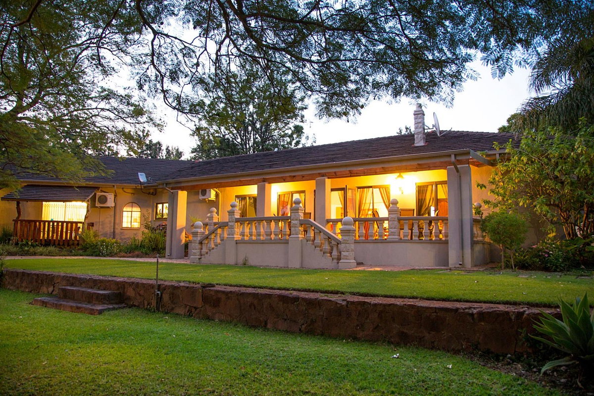 Hotel · Bush Lovers Lodge, Modimolle