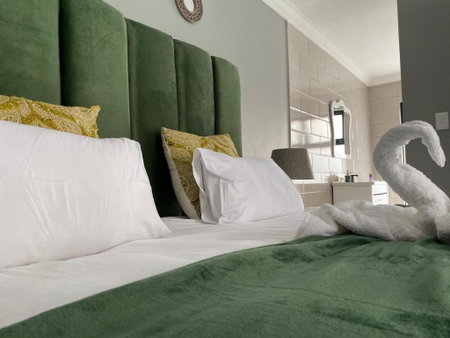 The King's Court Guest Manor, Bela-Bela, South Africa