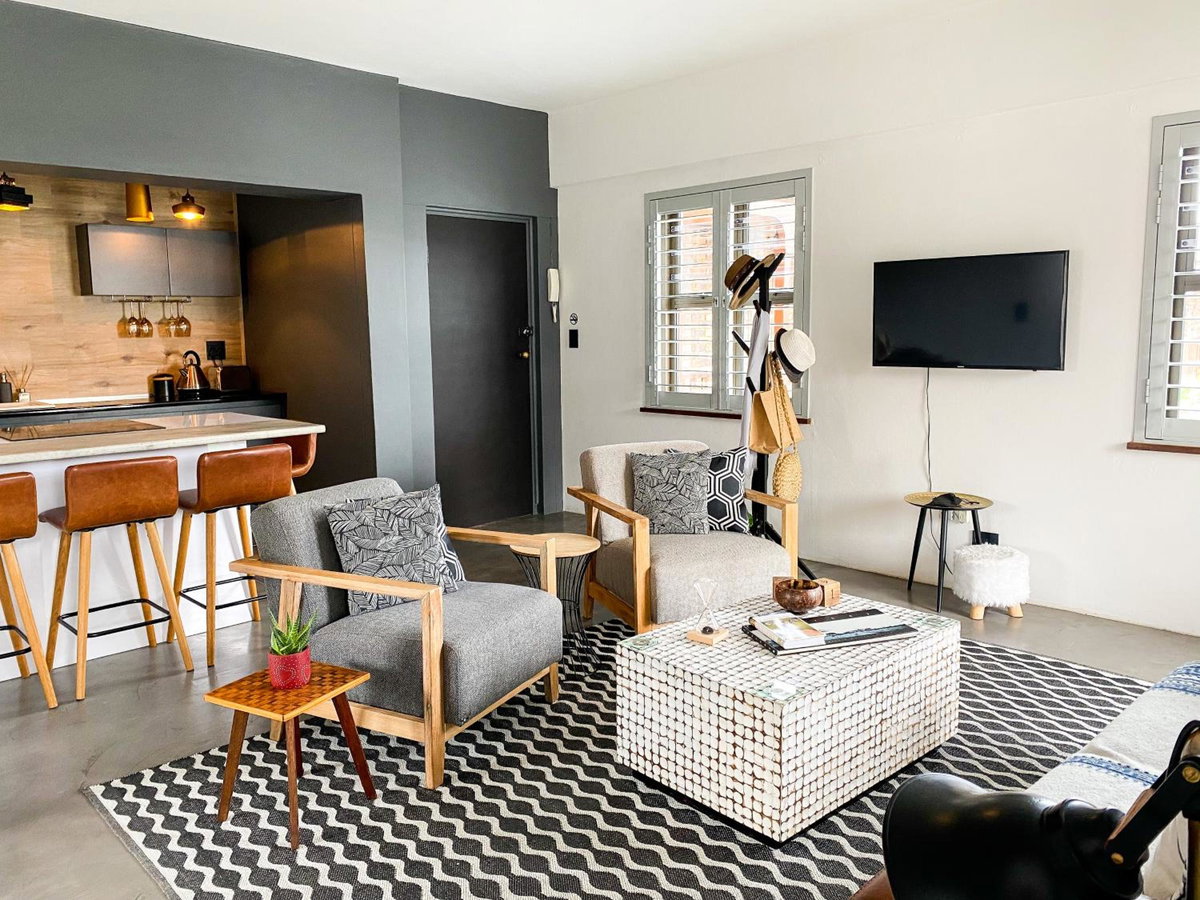 Stay On Main Plett - Contemporary 2-Bedroom Apartment, South Africa