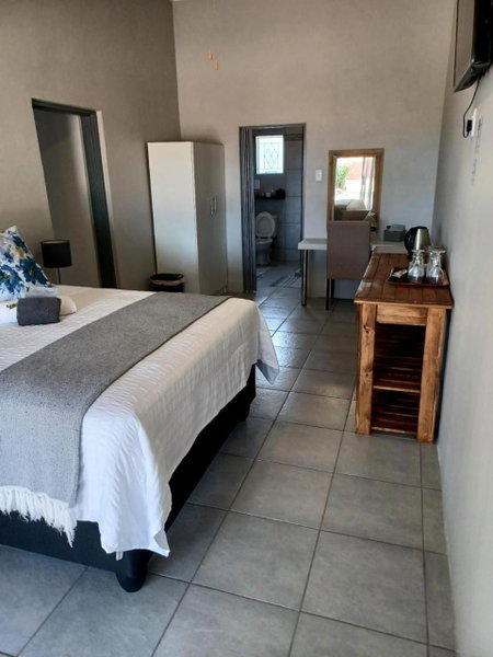 Oppi Draai Guesthouse, Oudtshoorn, South Africa