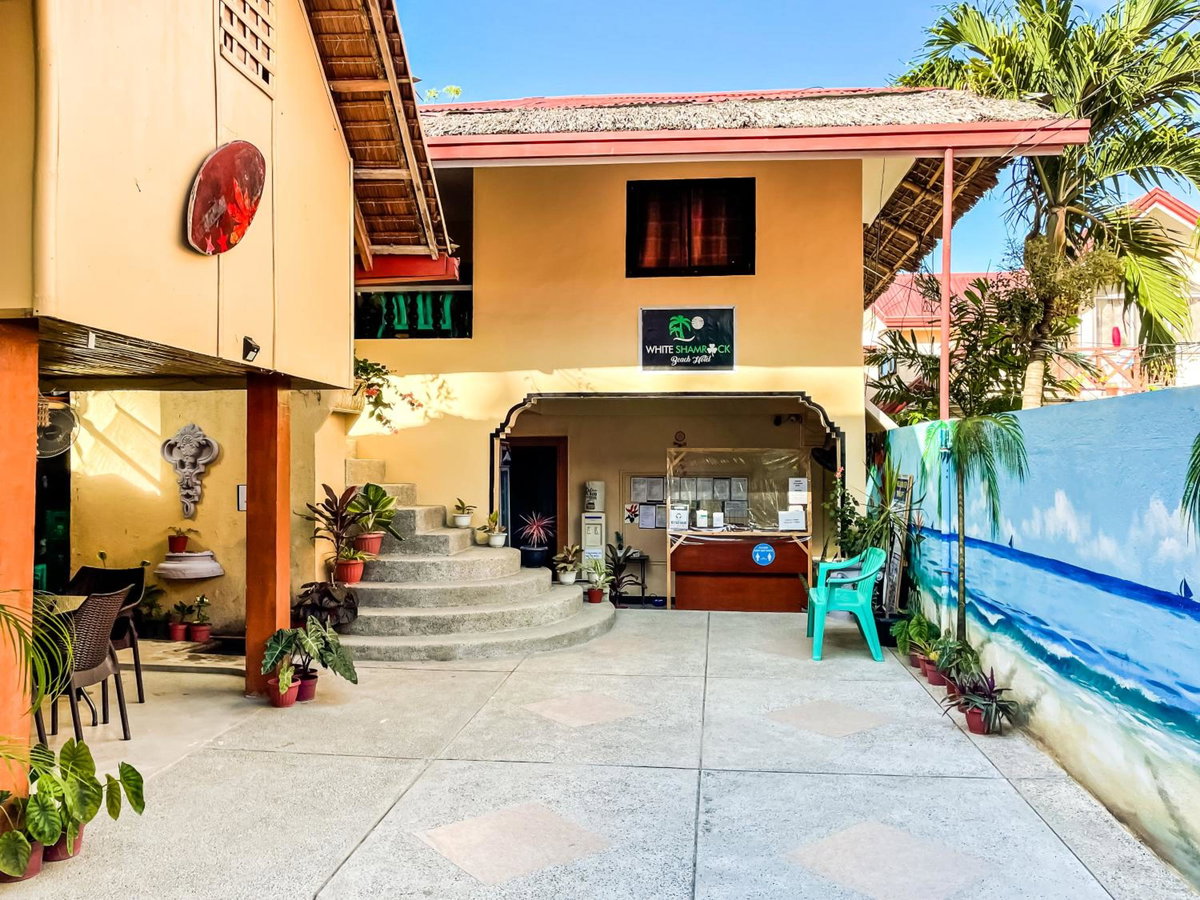 Hotel · White Shamrock Beach Hotel, Boracay