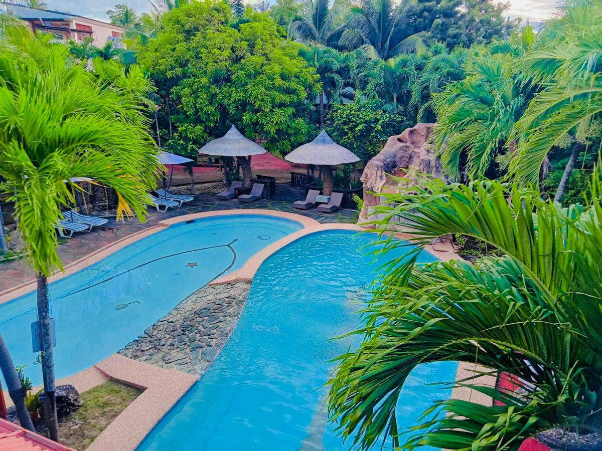 Hotel · Coco Grove Nature Resort, Himensulan